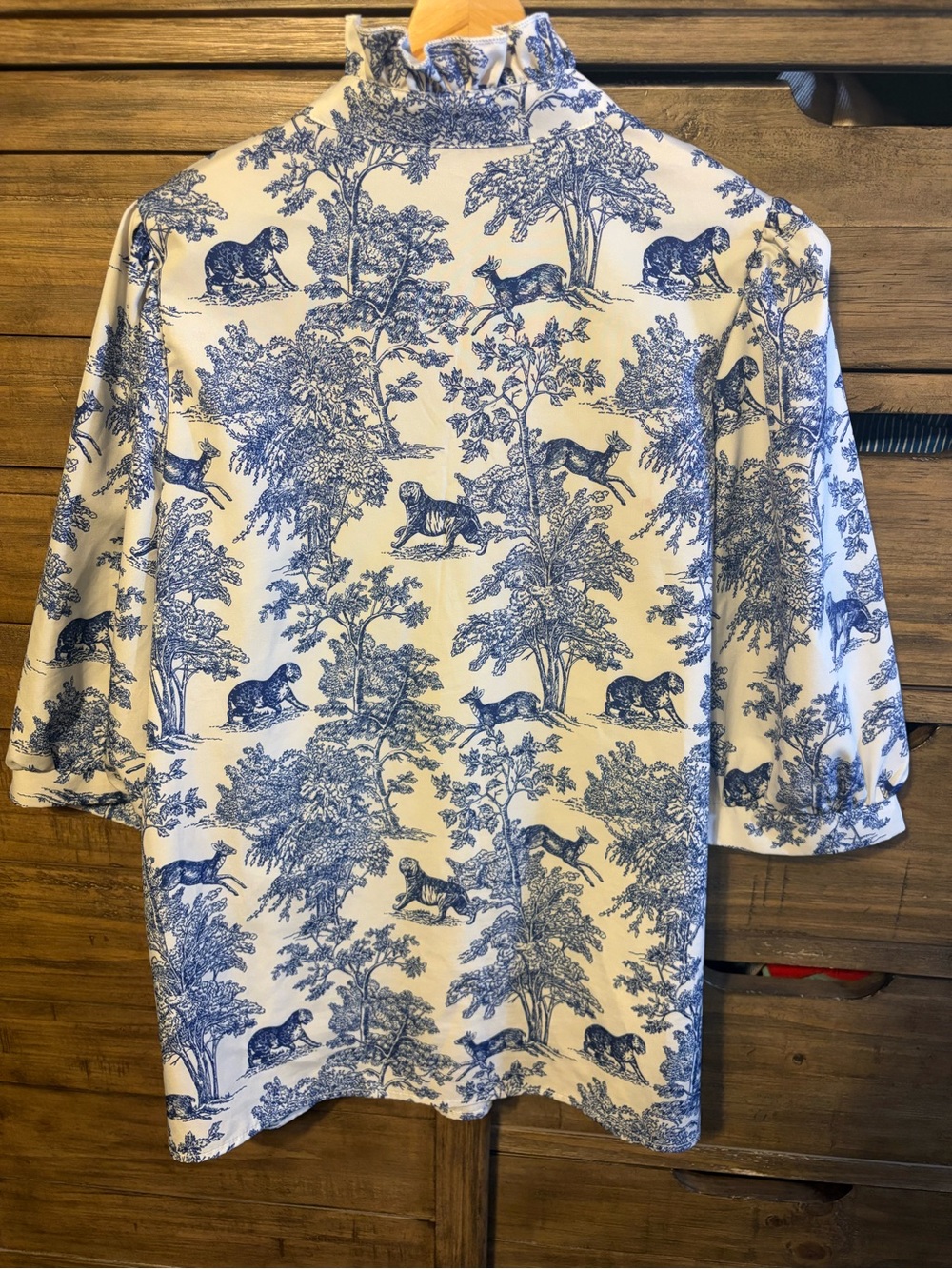 Blue White Toile Print Babydoll Blouse XL Ruffle Neck Puff Sleeve Cottagecore - Picture 3 of 4